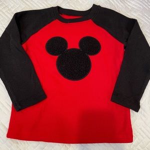 Disney 4T red and black sweater